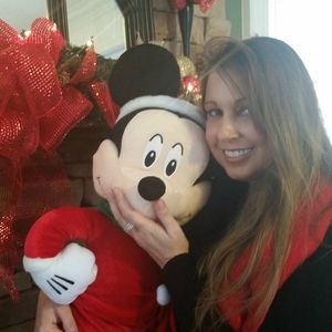 Meet your Posher, Leena